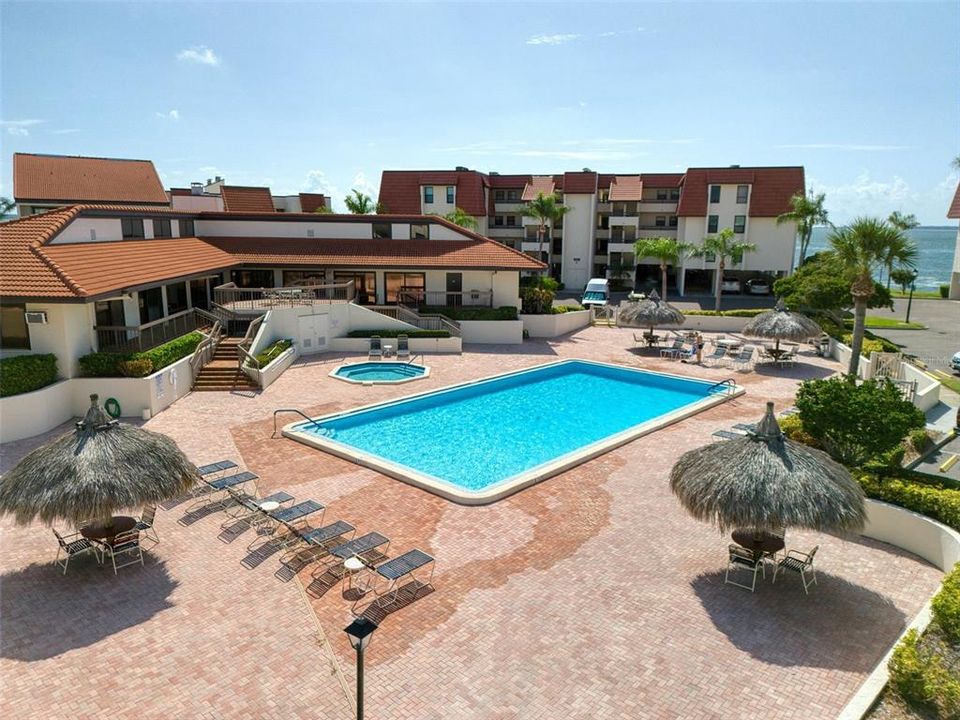 En Venta: $620,000 (2 camas, 2 baños, 1500 Pies cuadrados)