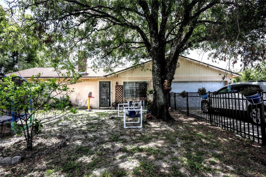 待售: $420,000 (4 贝兹, 3 浴室, 2010 平方英尺)