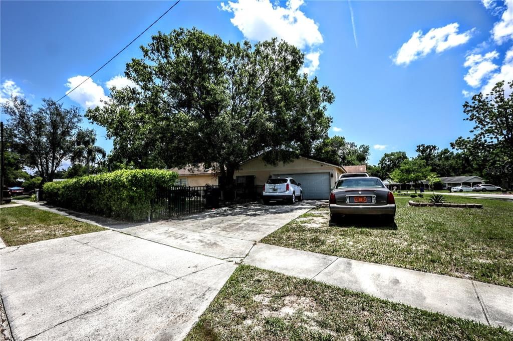 待售: $420,000 (4 贝兹, 3 浴室, 2010 平方英尺)