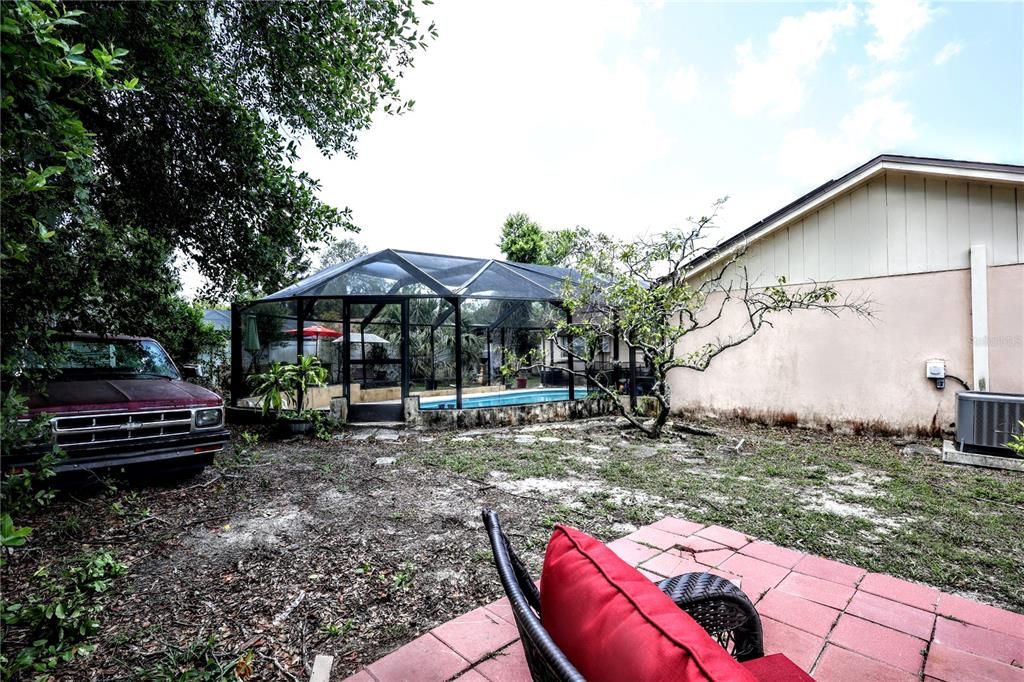 待售: $420,000 (4 贝兹, 3 浴室, 2010 平方英尺)