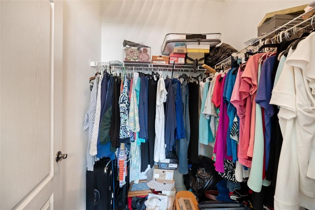 Active With Contract: $229,000 (2 beds, 2 baths, 1143 Square Feet)