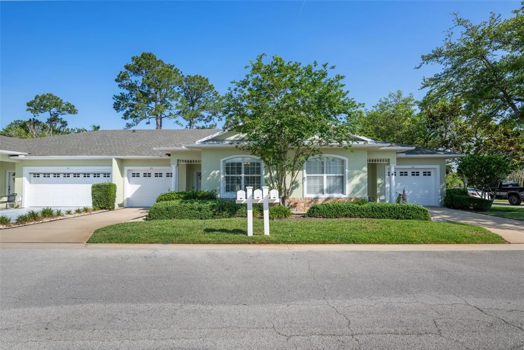 Active With Contract: $229,000 (2 beds, 2 baths, 1143 Square Feet)