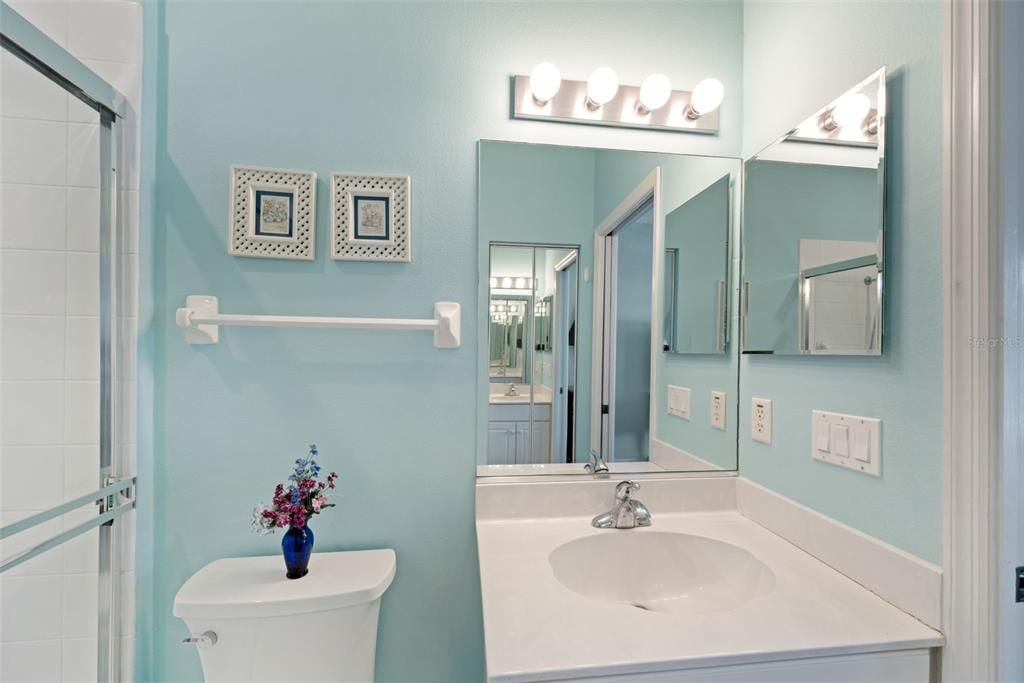 Active With Contract: $229,000 (2 beds, 2 baths, 1143 Square Feet)