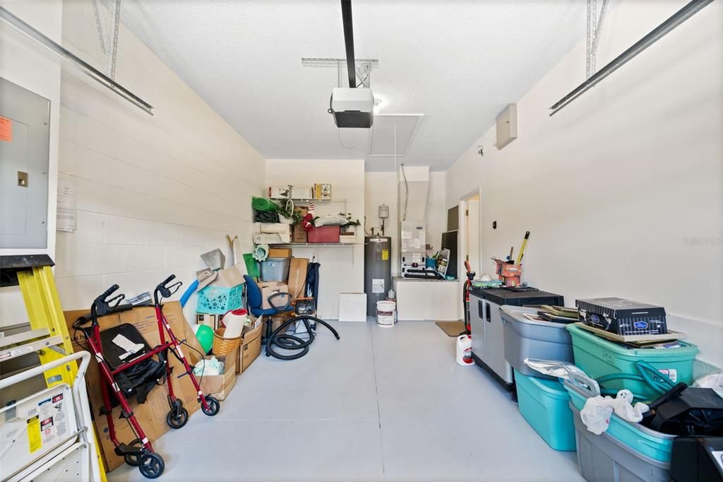 Active With Contract: $229,000 (2 beds, 2 baths, 1143 Square Feet)