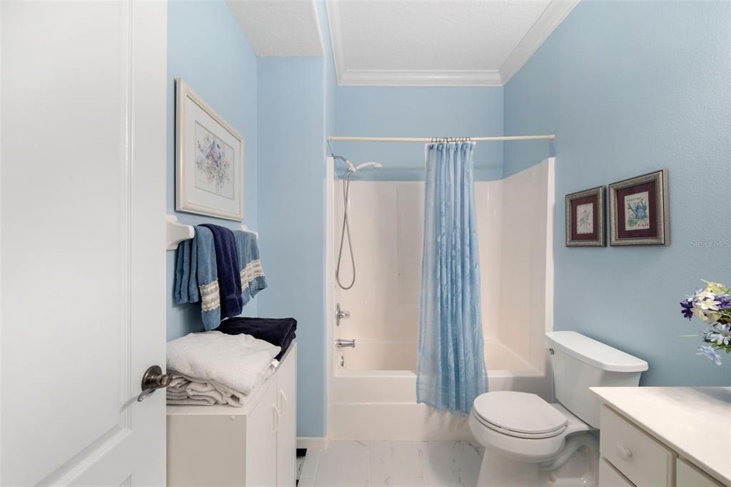 Active With Contract: $229,000 (2 beds, 2 baths, 1143 Square Feet)