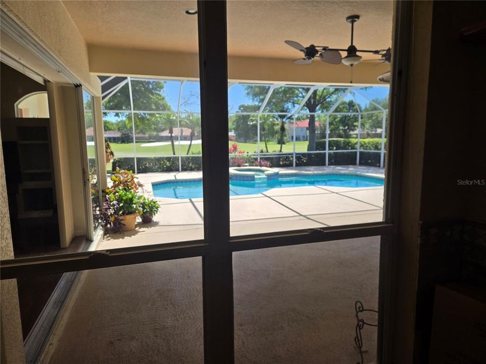 En Venta: $949,000 (4 camas, 3 baños, 3519 Pies cuadrados)