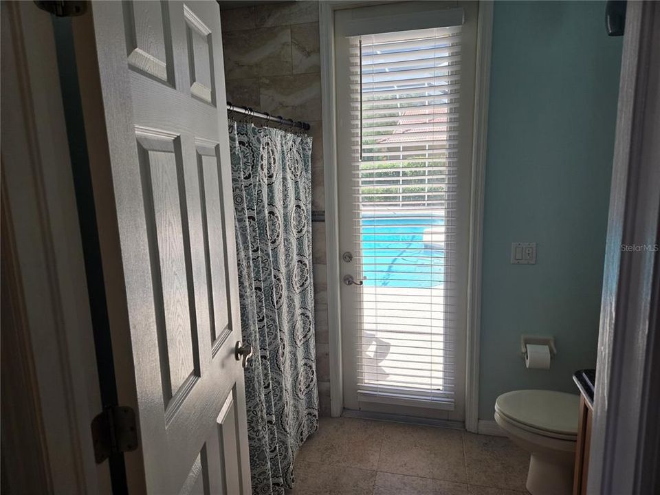 En Venta: $949,000 (4 camas, 3 baños, 3519 Pies cuadrados)