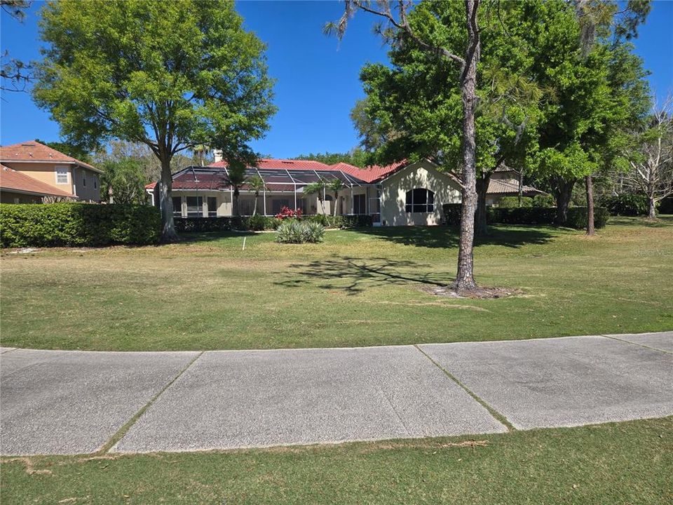 En Venta: $949,000 (4 camas, 3 baños, 3519 Pies cuadrados)