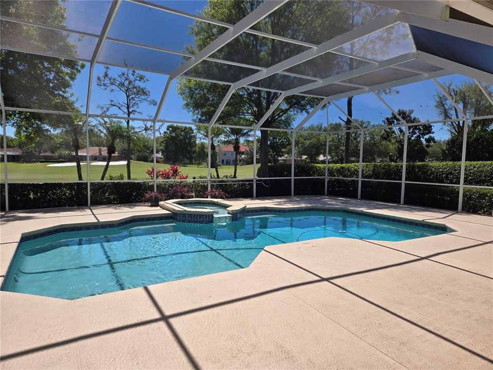 En Venta: $949,000 (4 camas, 3 baños, 3519 Pies cuadrados)