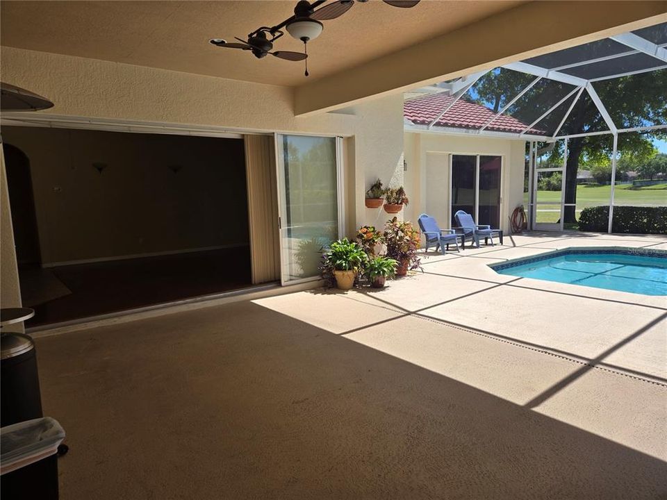 En Venta: $949,000 (4 camas, 3 baños, 3519 Pies cuadrados)