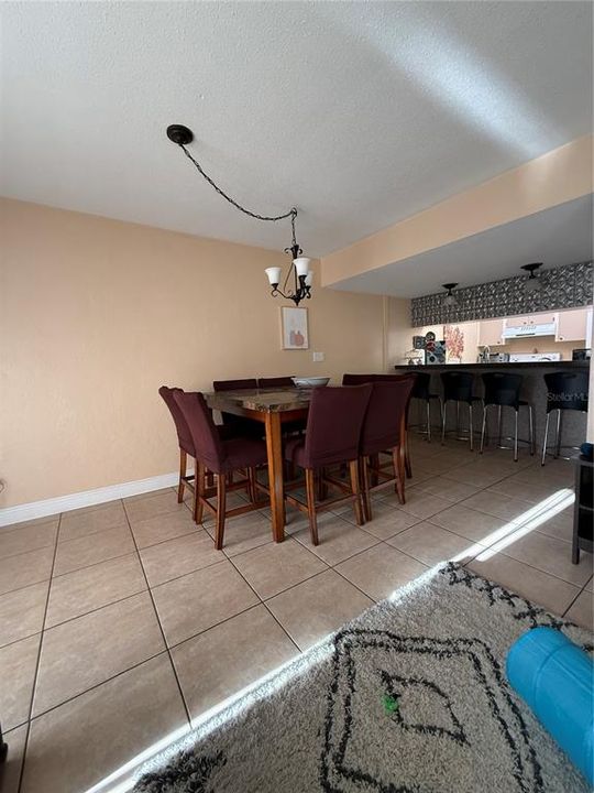 En Venta: $87,700 (1 camas, 1 baños, 974 Pies cuadrados)