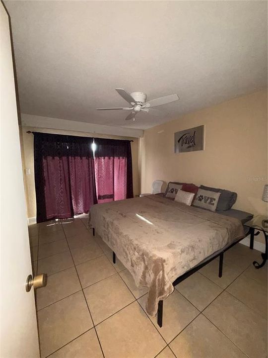 En Venta: $87,700 (1 camas, 1 baños, 974 Pies cuadrados)