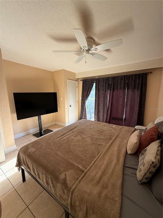 En Venta: $87,700 (1 camas, 1 baños, 974 Pies cuadrados)