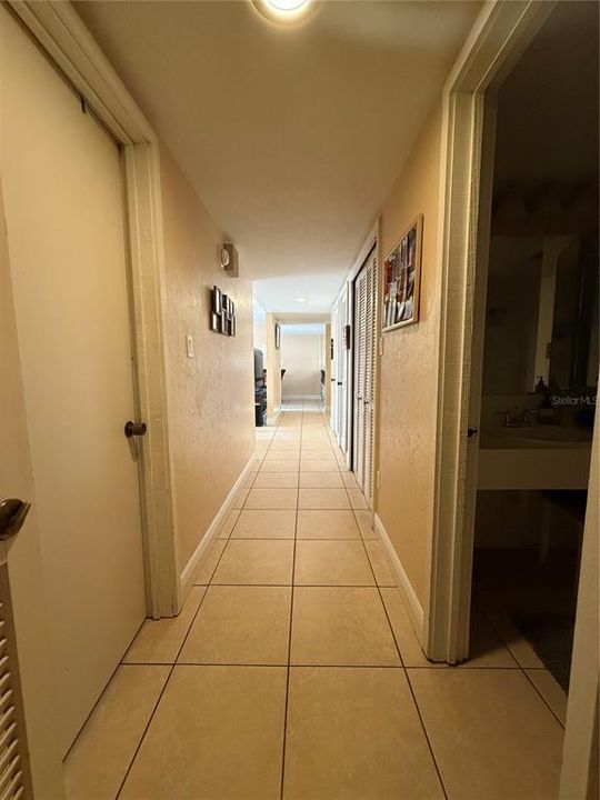 En Venta: $87,700 (1 camas, 1 baños, 974 Pies cuadrados)