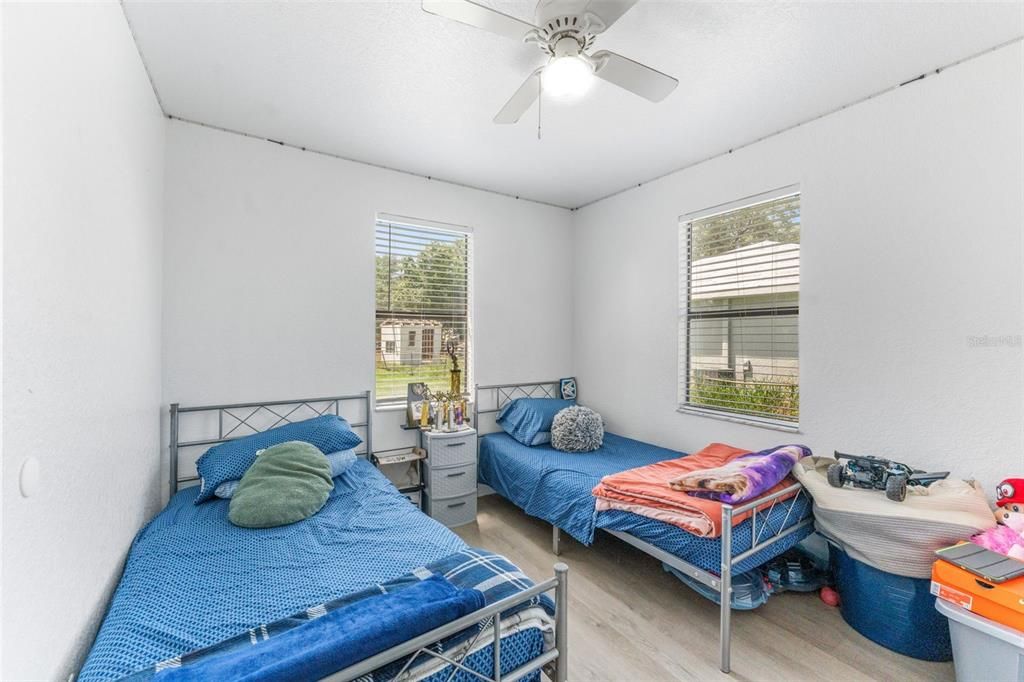 待售: $194,000 (2 贝兹, 1 浴室, 576 平方英尺)