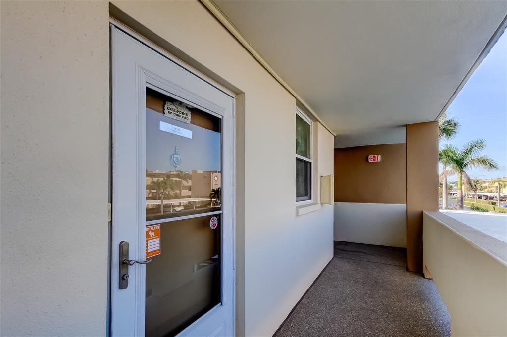 Activo con contrato: $165,000 (2 camas, 2 baños, 1050 Pies cuadrados)