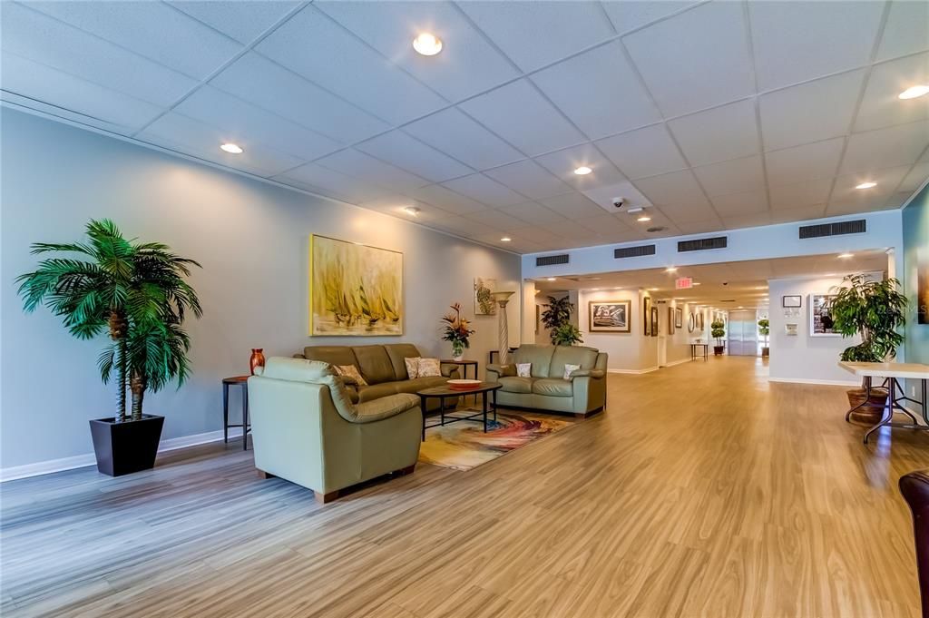 Activo con contrato: $165,000 (2 camas, 2 baños, 1050 Pies cuadrados)