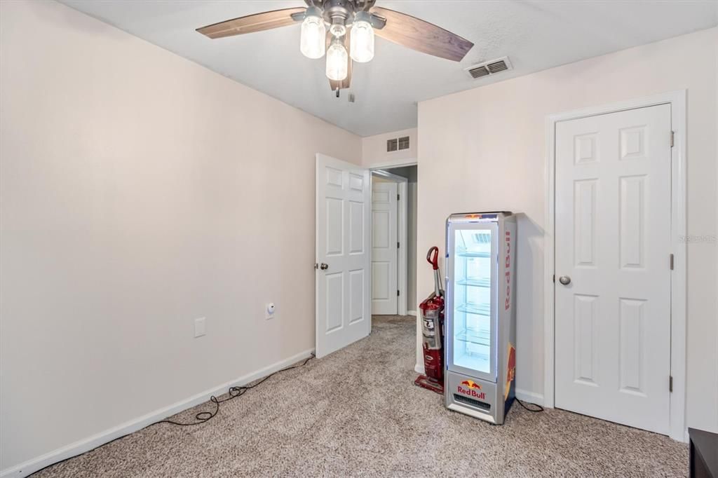 For Sale: $249,950 (3 beds, 2 baths, 1316 Square Feet)