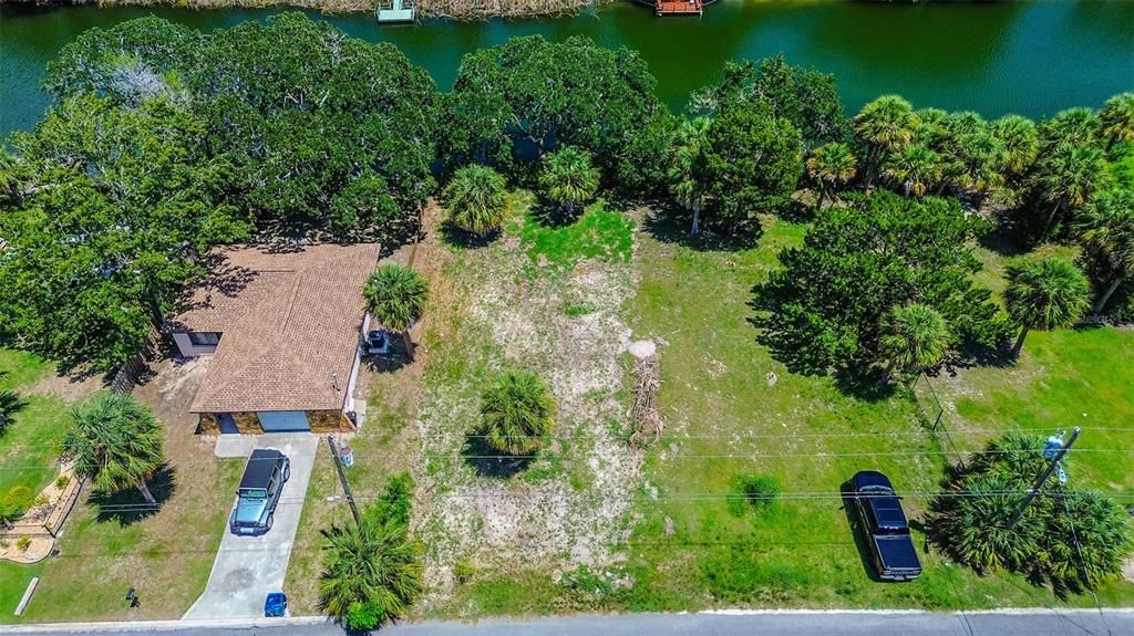 En Venta: $65,000 (0.11 acres)