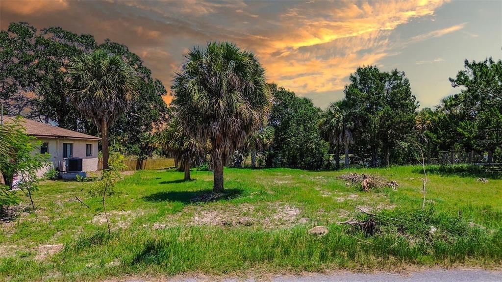 En Venta: $65,000 (0.11 acres)