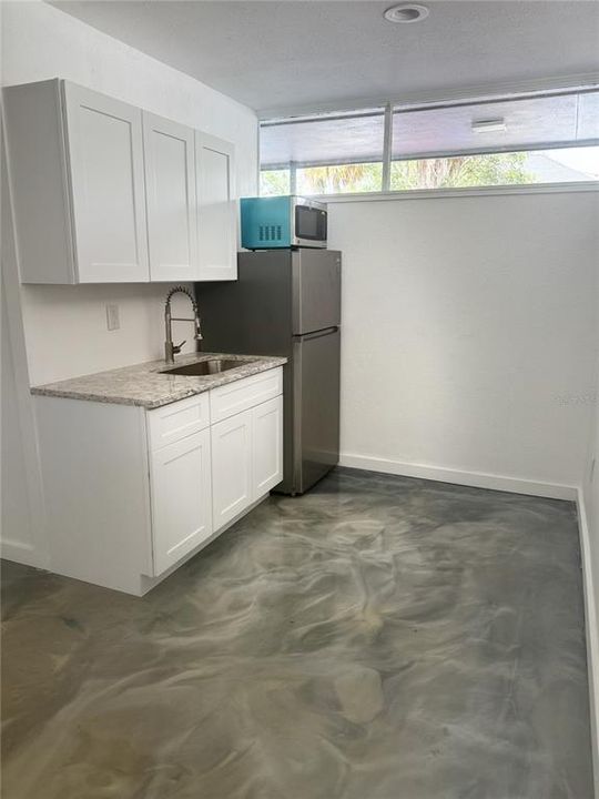 待售: $24,000 (0 贝兹, 0 浴室, 3079 平方英尺)