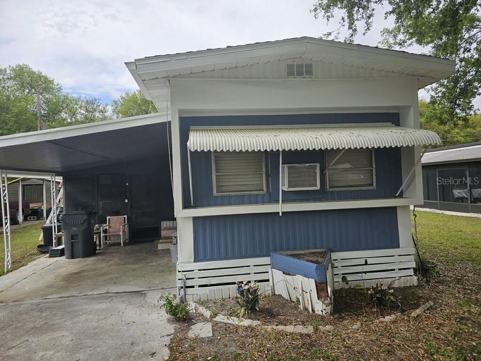 For Sale: $119,900 (3 beds, 2 baths, 822 Square Feet)