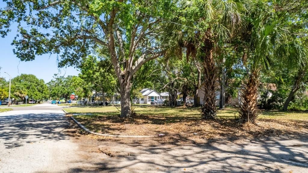 En Venta: $114,000 (0.12 acres)