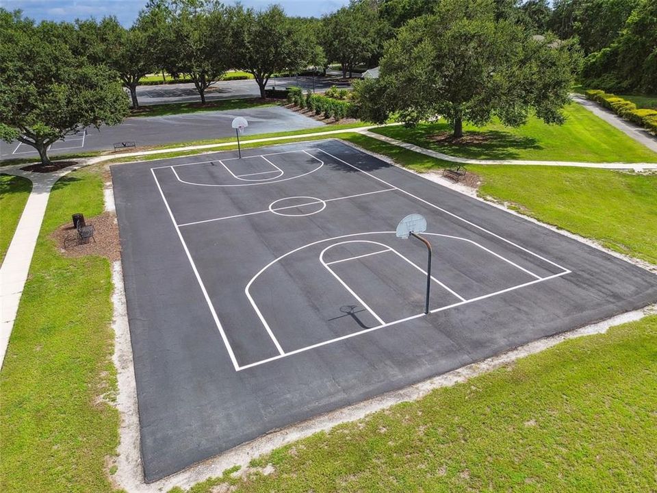 En Venta: $1,150,000 (4 camas, 4 baños, 5047 Pies cuadrados)