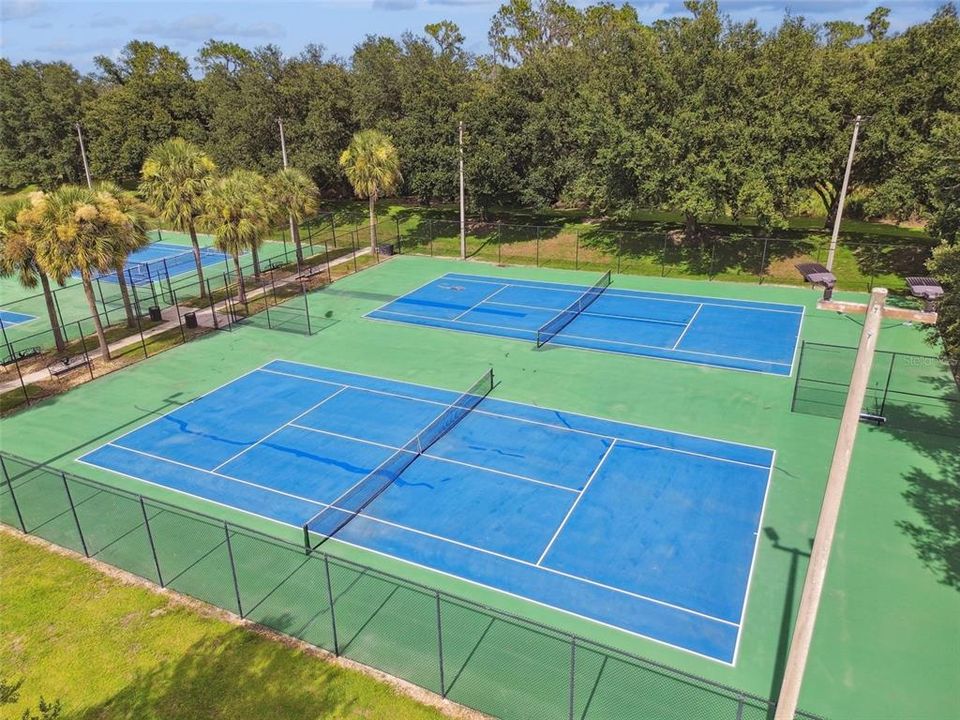 En Venta: $1,150,000 (4 camas, 4 baños, 5047 Pies cuadrados)