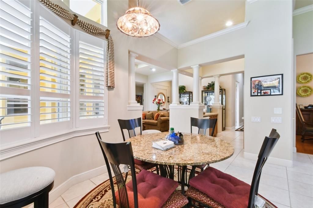 En Venta: $1,150,000 (4 camas, 4 baños, 5047 Pies cuadrados)