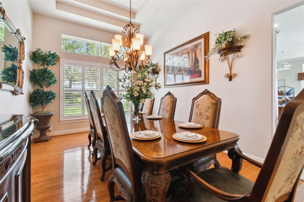 En Venta: $1,150,000 (4 camas, 4 baños, 5047 Pies cuadrados)