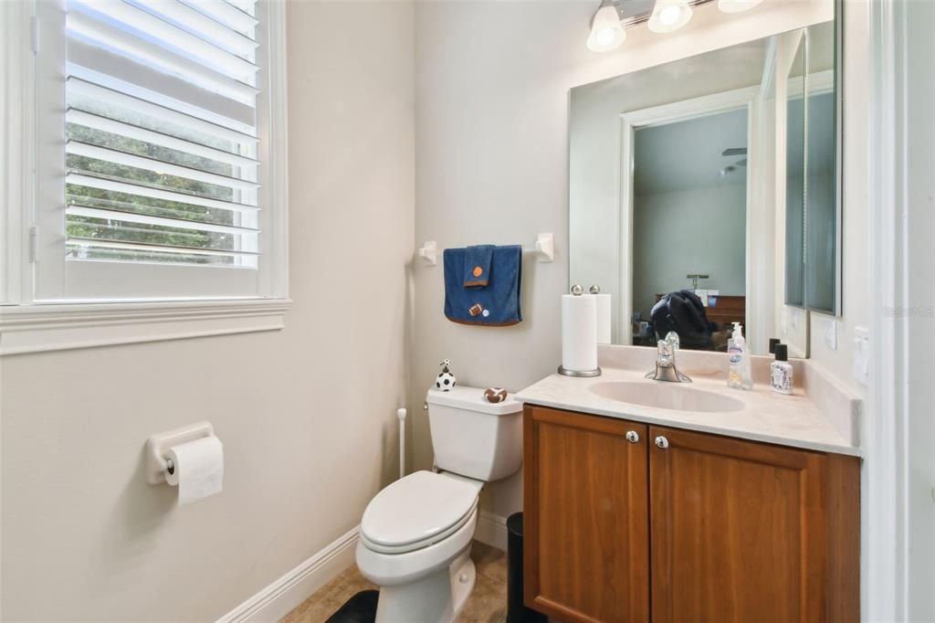 En Venta: $1,150,000 (4 camas, 4 baños, 5047 Pies cuadrados)