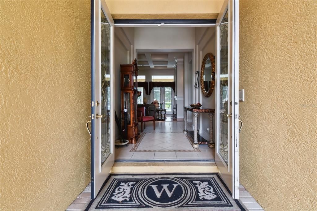 En Venta: $1,150,000 (4 camas, 4 baños, 5047 Pies cuadrados)