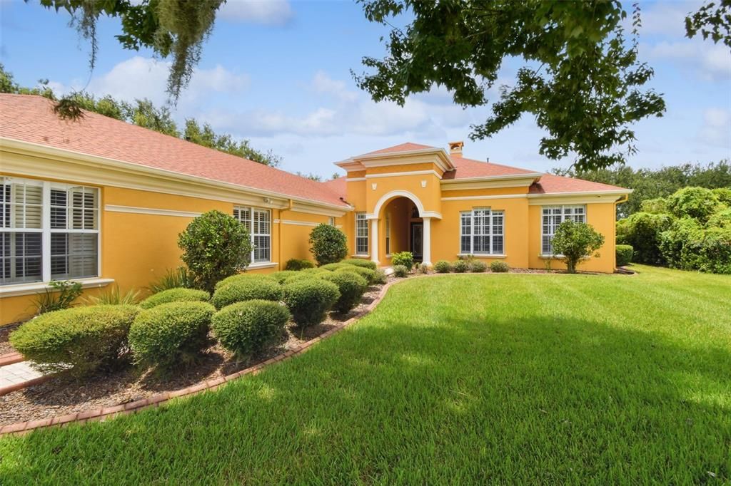 En Venta: $1,150,000 (4 camas, 4 baños, 5047 Pies cuadrados)