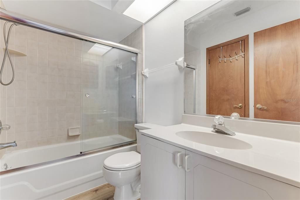 For Sale: $239,765 (3 beds, 2 baths, 1453 Square Feet)