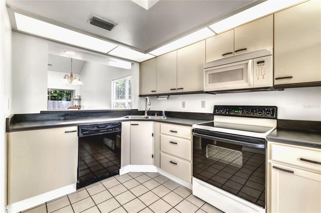 For Sale: $239,765 (3 beds, 2 baths, 1453 Square Feet)