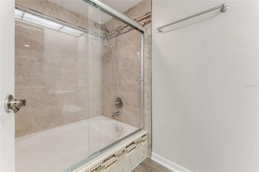 For Sale: $239,765 (3 beds, 2 baths, 1453 Square Feet)