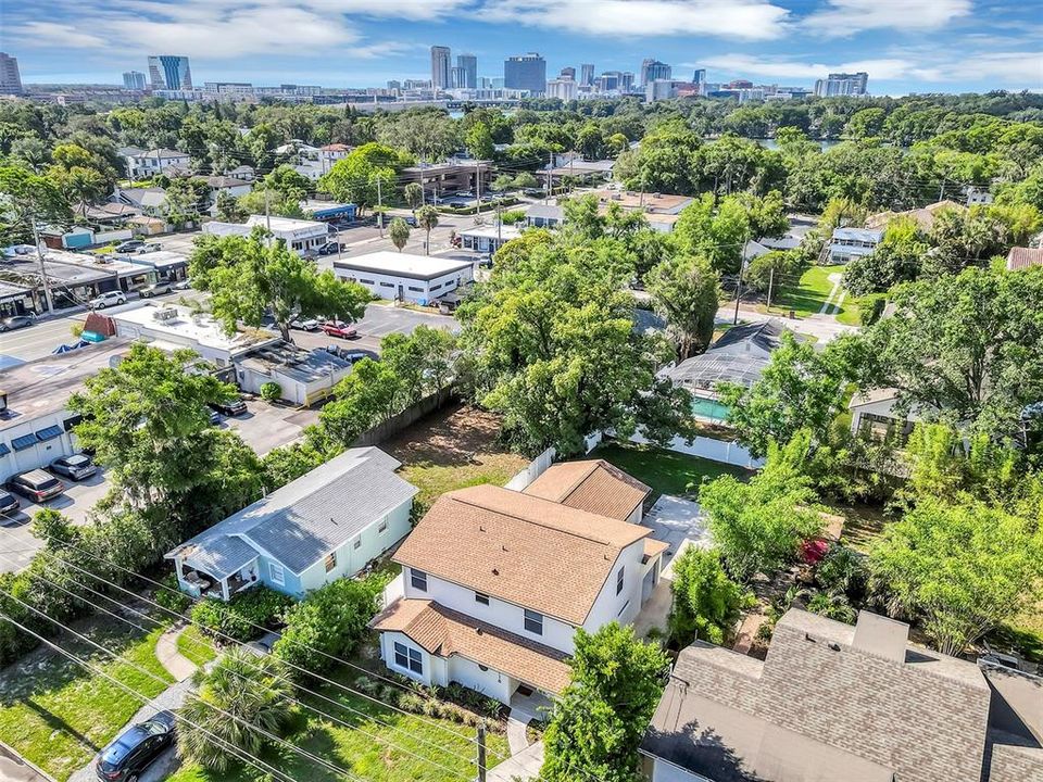 待售: $765,000 (4 贝兹, 2 浴室, 2013 平方英尺)