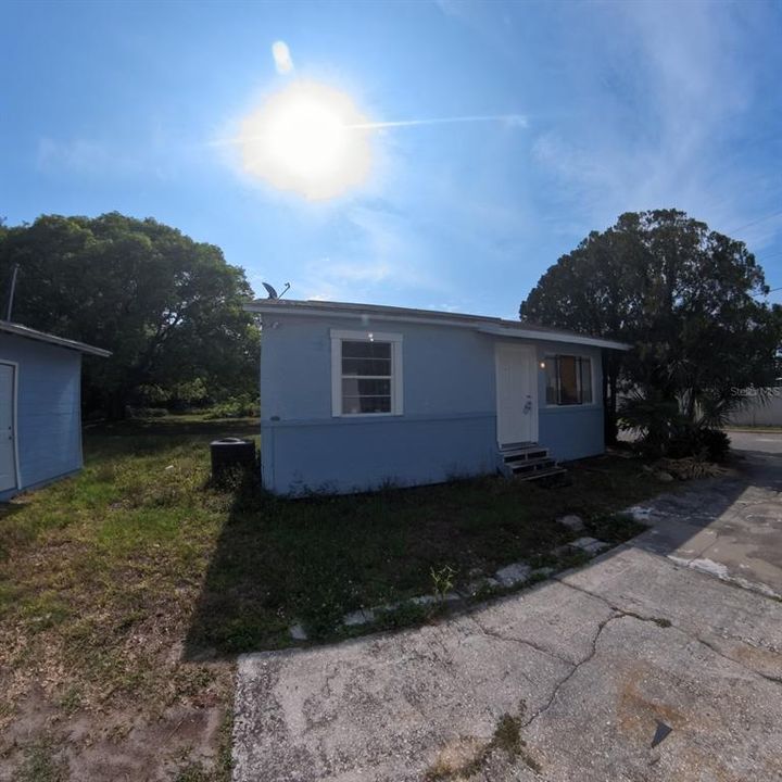 Activo con contrato: $169,900 (2 camas, 1 baños, 520 Pies cuadrados)