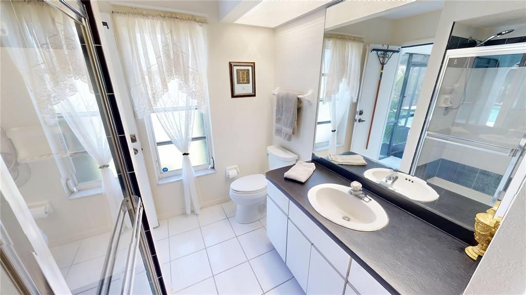 Active With Contract: $366,000 (3 beds, 2 baths, 2009 Square Feet)