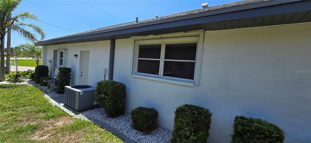 Active With Contract: $366,000 (3 beds, 2 baths, 2009 Square Feet)