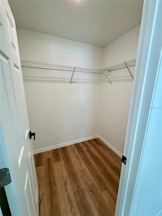 For Rent: $1,850 (3 beds, 2 baths, 1232 Square Feet)