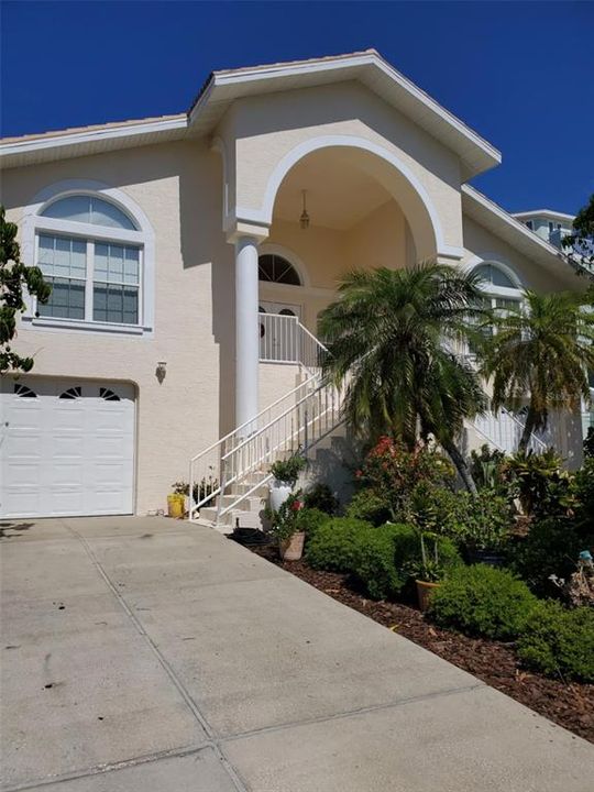 En Venta: $1,890,000 (4 camas, 4 baños, 2774 Pies cuadrados)