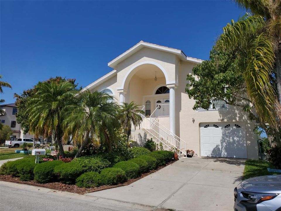 En Venta: $1,890,000 (4 camas, 4 baños, 2774 Pies cuadrados)