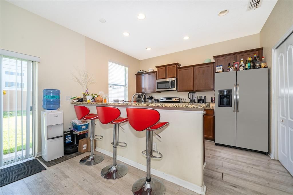 待售: $338,000 (3 贝兹, 2 浴室, 1573 平方英尺)