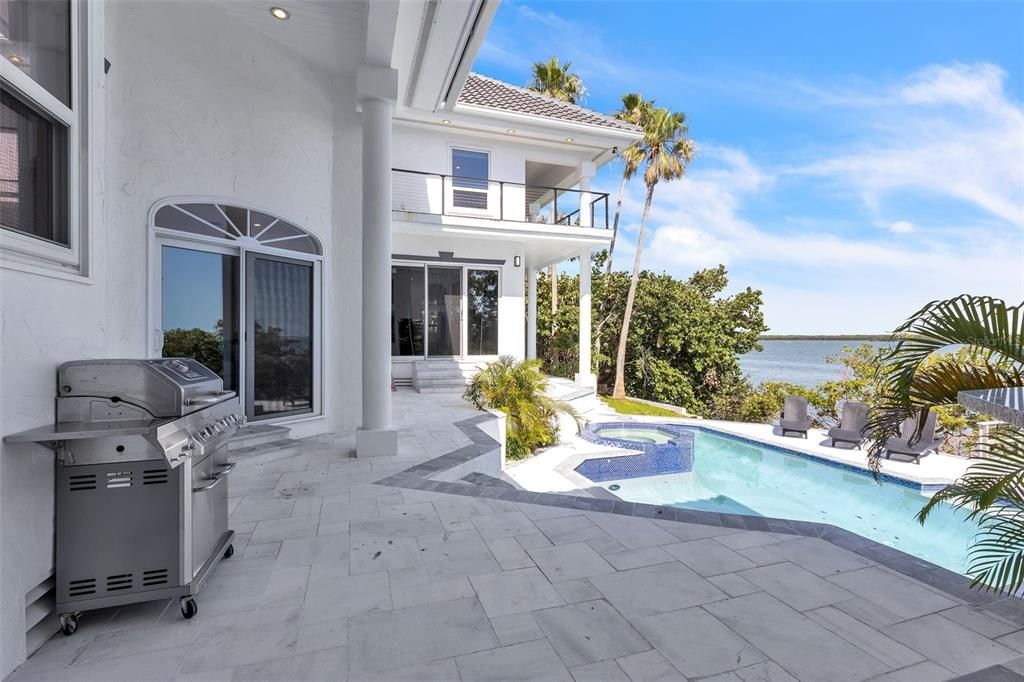 For Sale: $5,555,555 (6 beds, 6 baths, 6840 Square Feet)