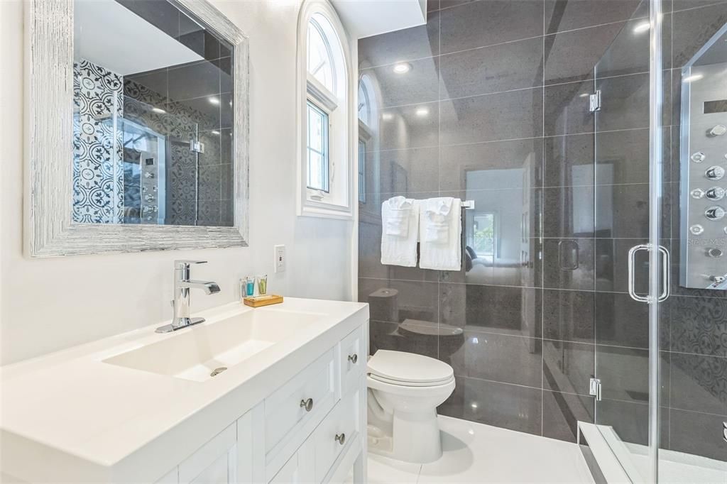 For Sale: $5,555,555 (6 beds, 6 baths, 6840 Square Feet)