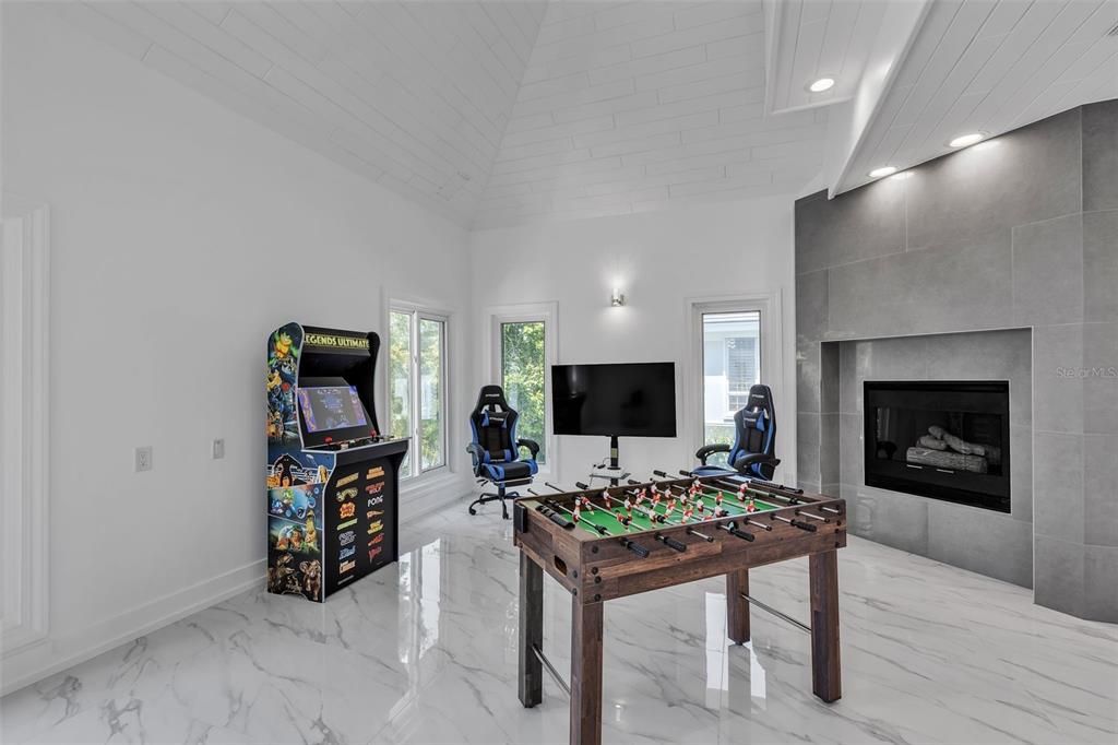 For Sale: $5,555,555 (6 beds, 6 baths, 6840 Square Feet)