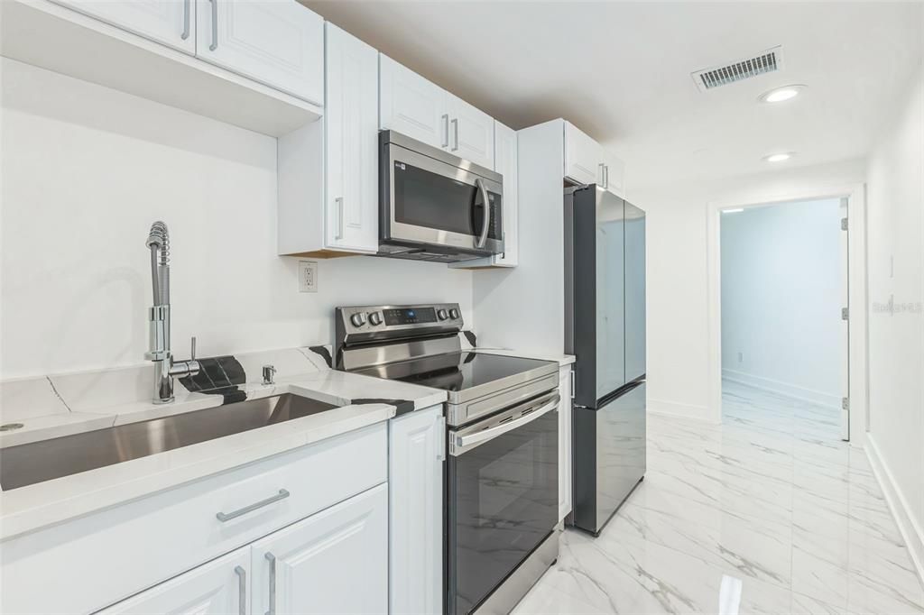 For Sale: $5,555,555 (6 beds, 6 baths, 6840 Square Feet)