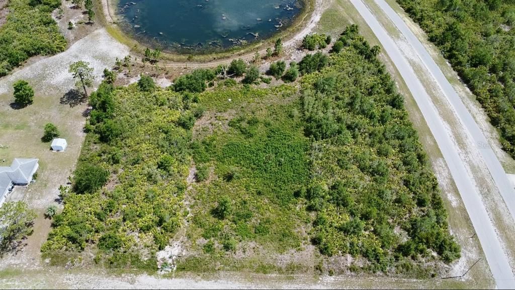 待售: $120,000 (0.99 acres)